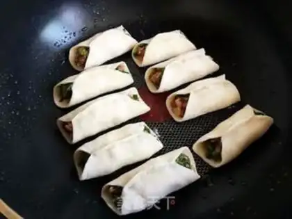 Make Tasty pot sticker step 8