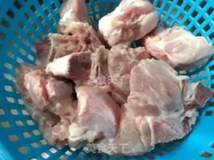 Make Pork soup step 1
