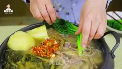 Make Potato spinal soup step 12
