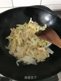 Make Cabbage and bean peel step 4