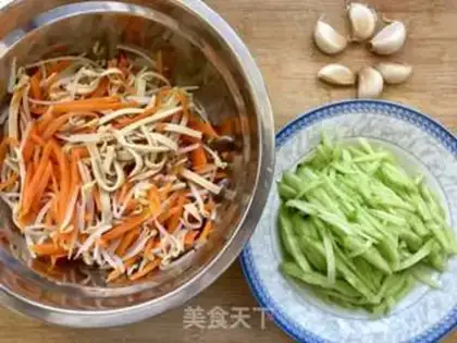 Make Summer routine: cold noodles step 1