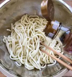 Make Summer routine: cold noodles step 4
