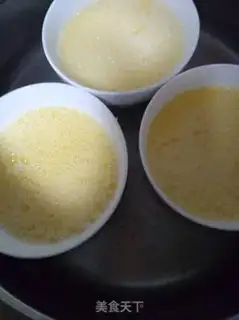 Make Mommy tastes eggs step 2