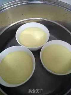 Make Mommy tastes eggs step 3