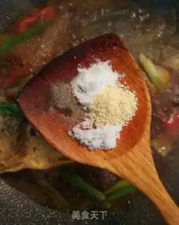 Make Red saloon yellowfish step 7