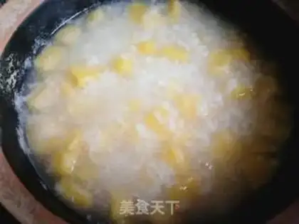 Make Apple rice congee step 6