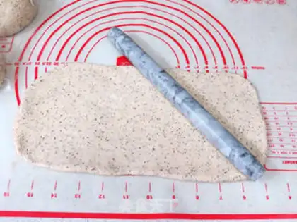 Make Count almond cheese roll step 9