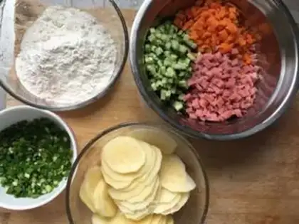 Make Potato pie step 0