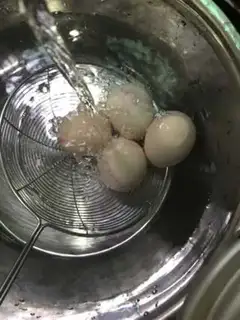 Make Eggs in eggs step 2