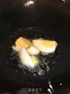 Make Eggs in eggs step 6