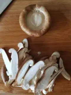 Make Homemade mushroom powder step 0