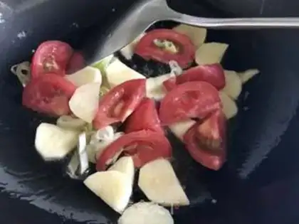 Make Potato and egg soup step 2