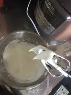 Make Yogurt cake step 4