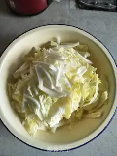 Make Cabbage for carrots step 0