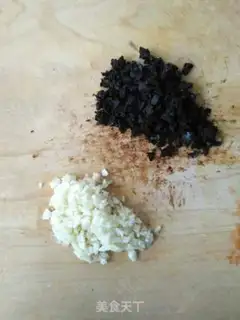 Make Garlic beans step 0