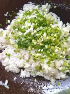 Make Onion fried rice step 4