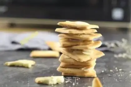Make Almond pretzels step 0