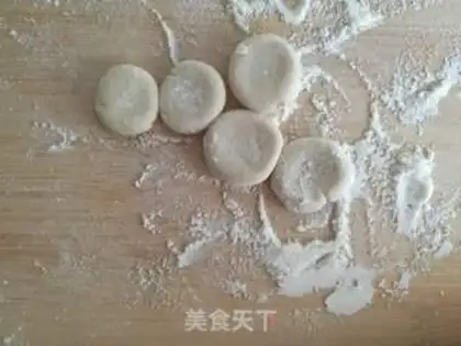 Make Steam rose rolls step 3