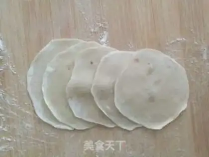 Make Steam rose rolls step 4