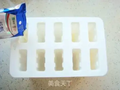 Make Mango yogurt step 1
