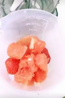 Make Strawberry ice cream step 0
