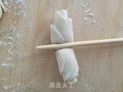 Make Steam rose rolls step 6