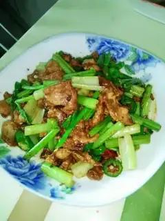 Make Celery fried meat step 5