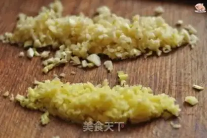 Make Lobster rice step 1
