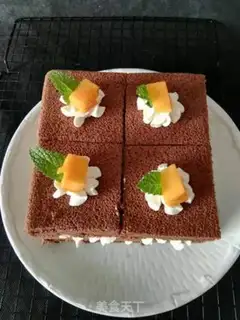 Make Chocolate cream cake step 26