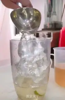 Make Lemon tea step 3