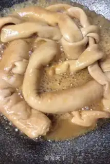 Make Red, spicy pig intestines step 3