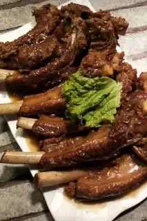 Make Hands in the ribs step 9