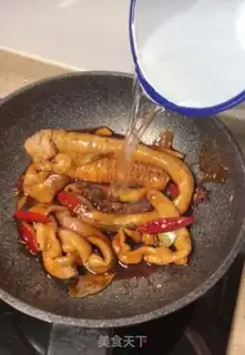 Make Red, spicy pig intestines step 7