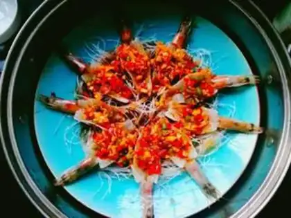 Make Garlic fan steamed shrimp step 15