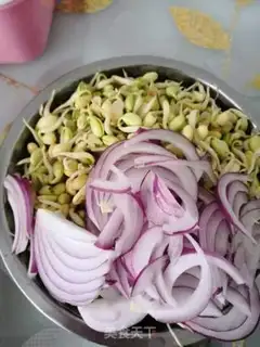 Make Soybean sprouts step 0