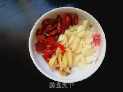 Make Scrambled cabbage step 2