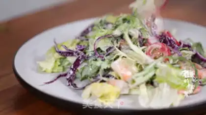 Make Seafood coconut oil salad step 7