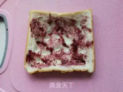 Make Apple rose toast step 2
