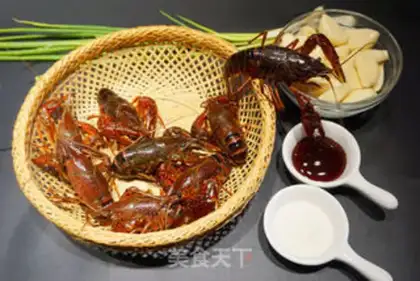 Make Garlic lobster step 0
