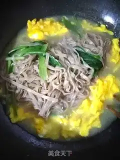 Make White fried eggs step 1