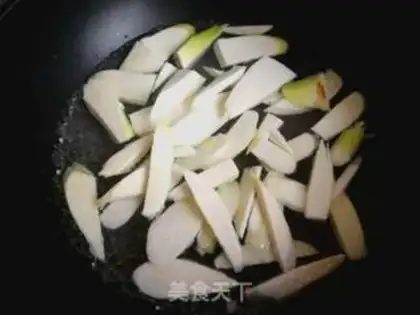 Make White fried eggs step 2