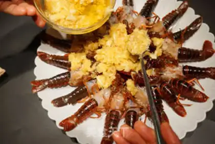 Make Garlic lobster step 7