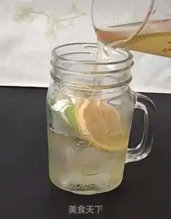 Make Lemon iced green tea step 5