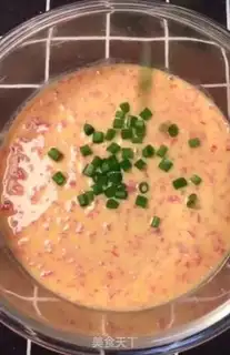 Make Breakfast egg roll step 2
