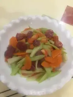 Make Celery radish and sausage chicken step 10