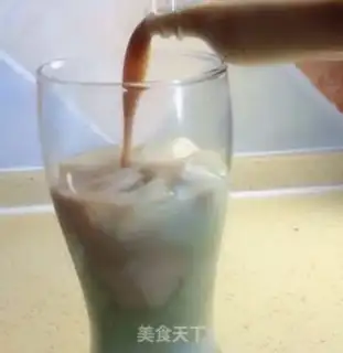 Make Tea latte coffee step 7