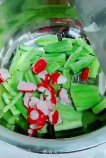 Make Shoot the cucumber step 4