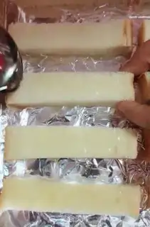 Make Cracker sugar toast step 1