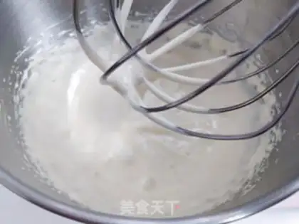 Make Panda ice cream cake step 3