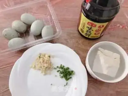Make Eggs and tofu step 0